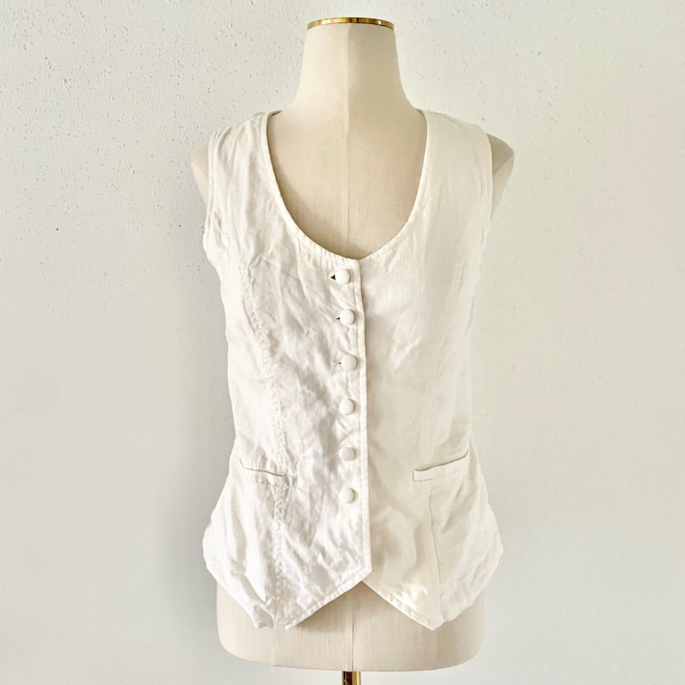 SINCERELY JULES Women's Size Small Beige Linen Blend Vest Top Sleeveless Button